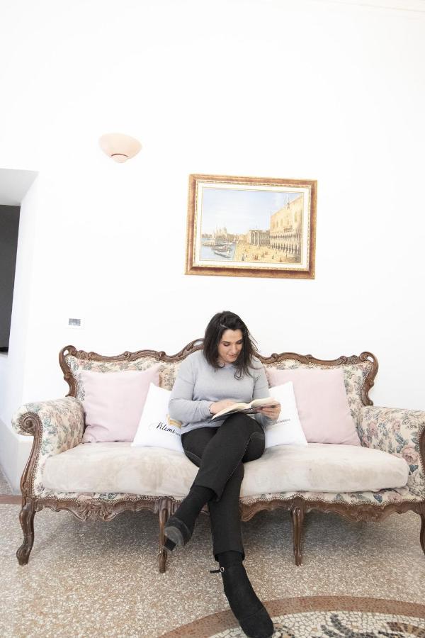 Beb C'Est Lavis Bed & Breakfast Ngoại thất bức ảnh